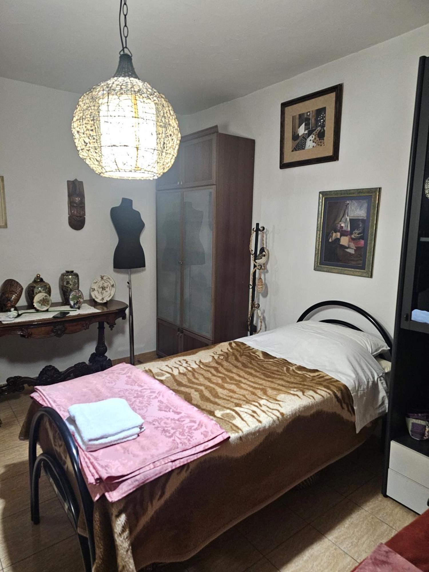 2-Bedroom Apartment With Dajti Mountain View Tirana Extérieur photo